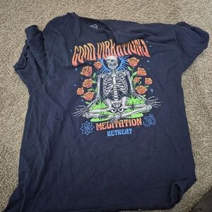 Cool Graphic Meditation Tee in Black